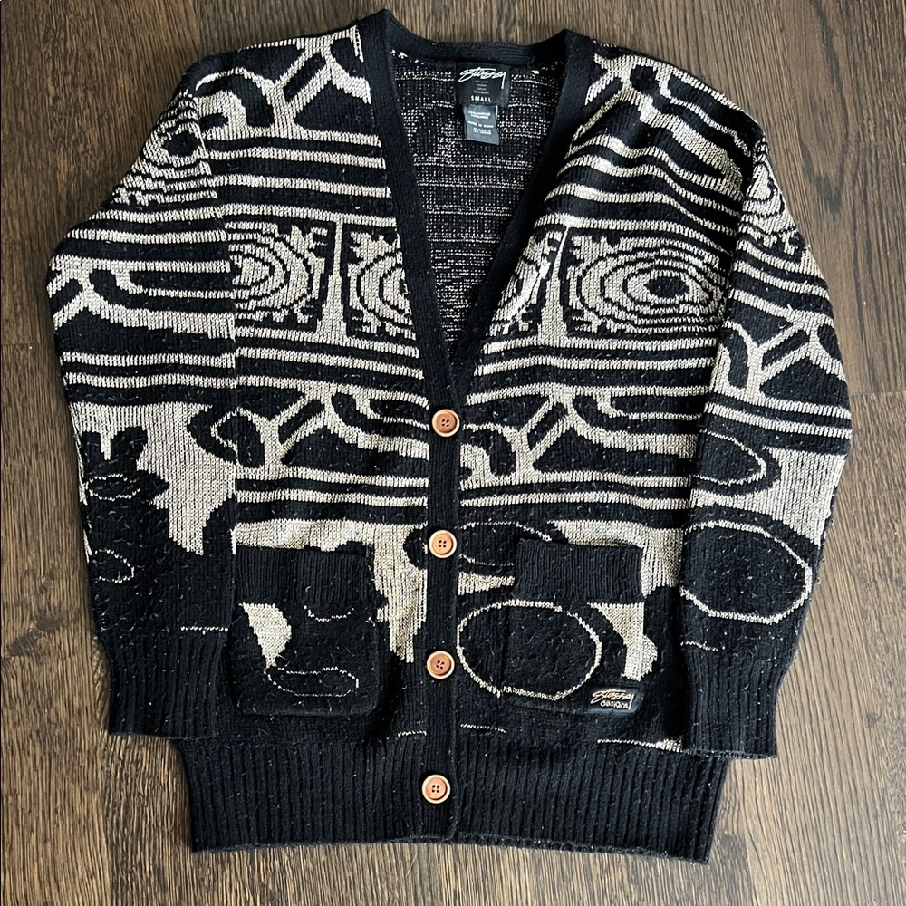 Stussy Y2K Black and Gold Patterned Cartigan Sweater‎